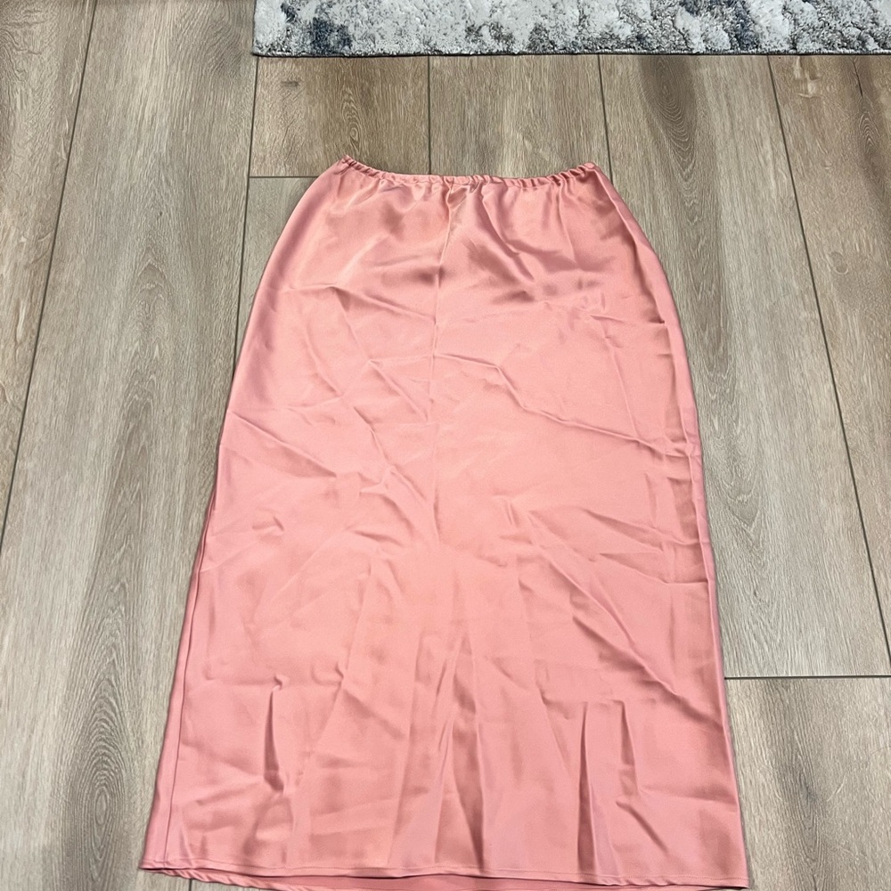 Elegant Pink Satin Skirt